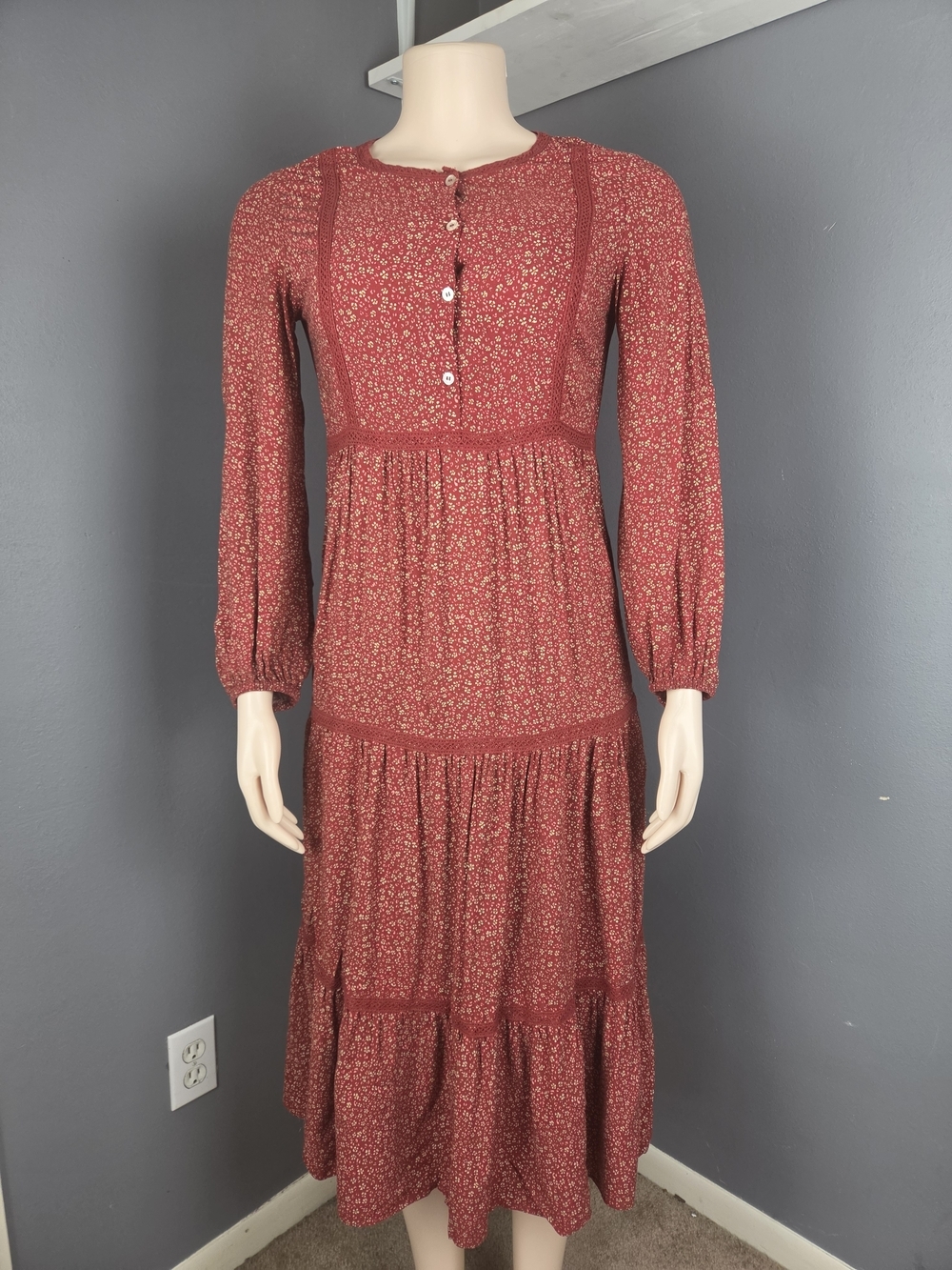 Max Studio Rust Red Floral Long Sleeve Midi Dress